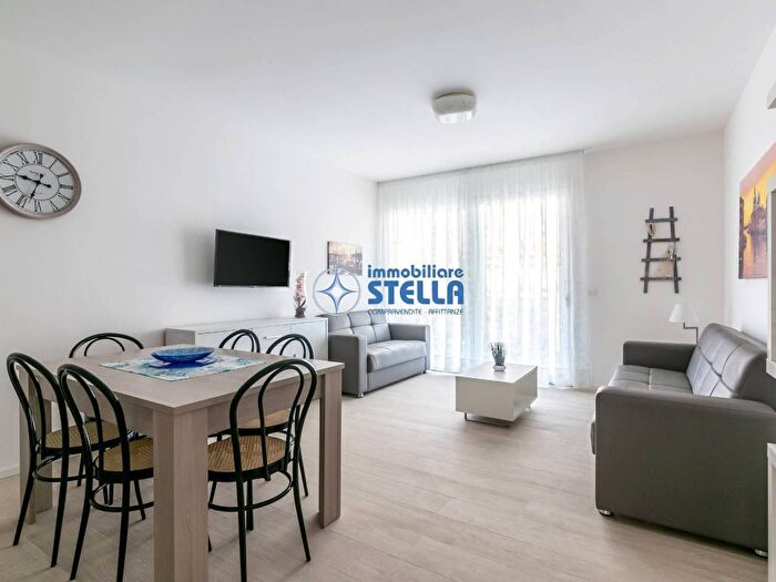 Appartamento quadrilocale in affitto in Via Giacomo Zanella, Lido Centro Ovest, Jesolo