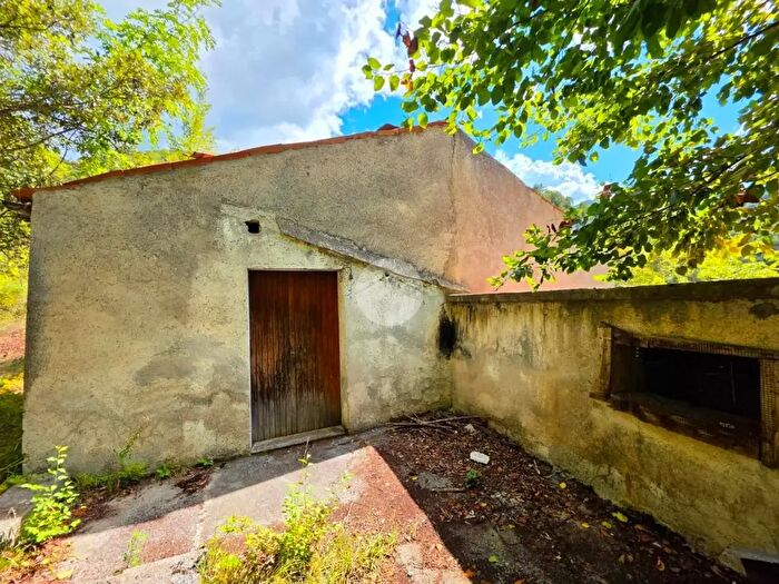 Casa bilocale in vendita in Contrada San Nicola, Tortora