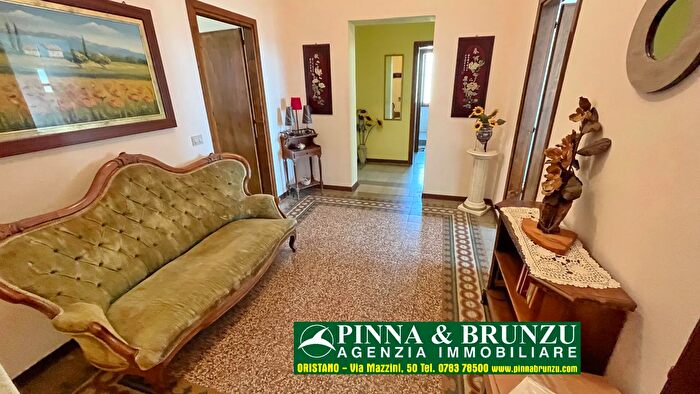 Appartamento in vendita in Oristano Via Cagliari Oristano, Oristano