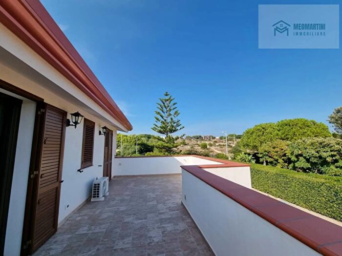 Casa con 5 locali in affitto in Siracusa