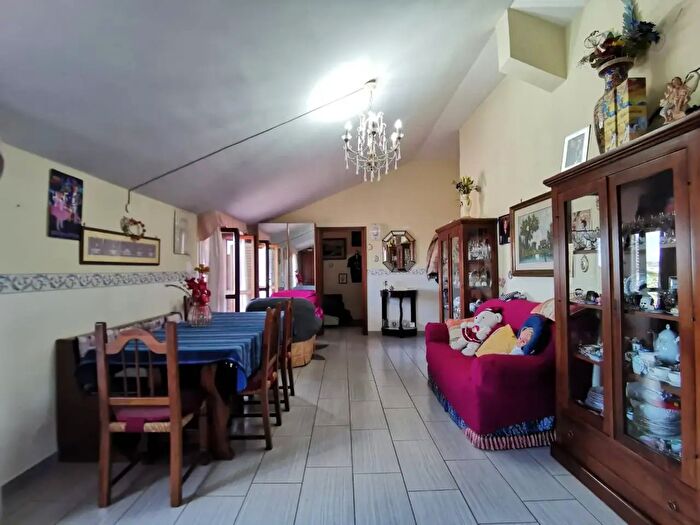 Appartamento quadrilocale in vendita in Via Turati, Recale