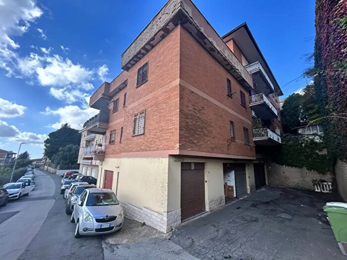 Appartamento in vendita in Via del Tesoro, Ariccia