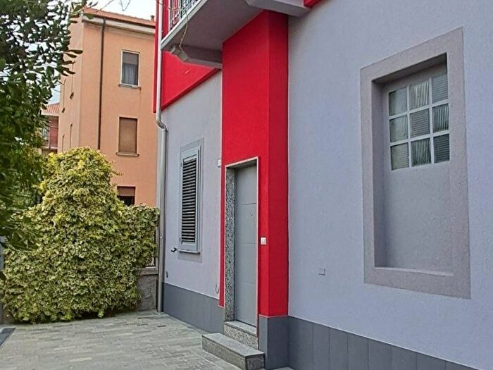 Appartamento trilocale in affitto in Via Milano, Stazione, Rho