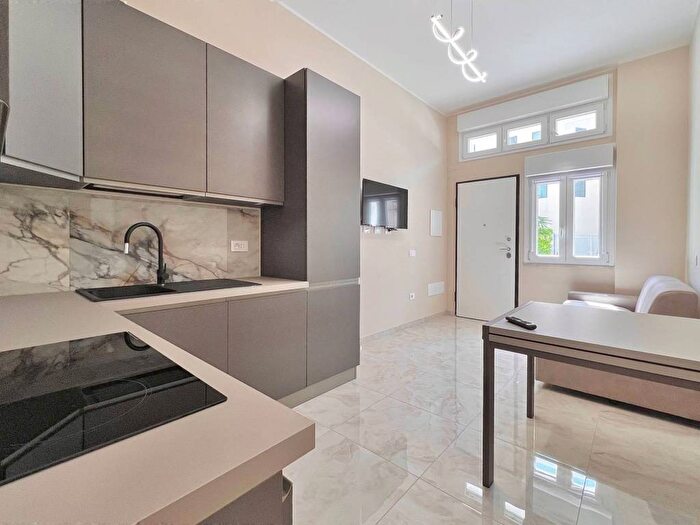 Appartamento bilocale in affitto in Via Giudicessa Benedetta, Piazza Giovanni XXIII, Cagliari