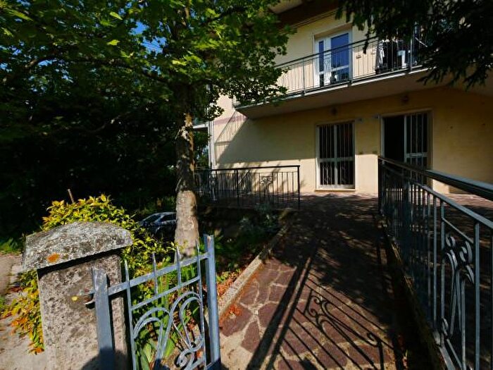 Appartamento trilocale in vendita in Via Giardini Nord, Serramazzoni