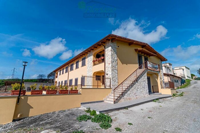 Appartamento trilocale in vendita in Strada delle Murelle, Montalto Di Castro