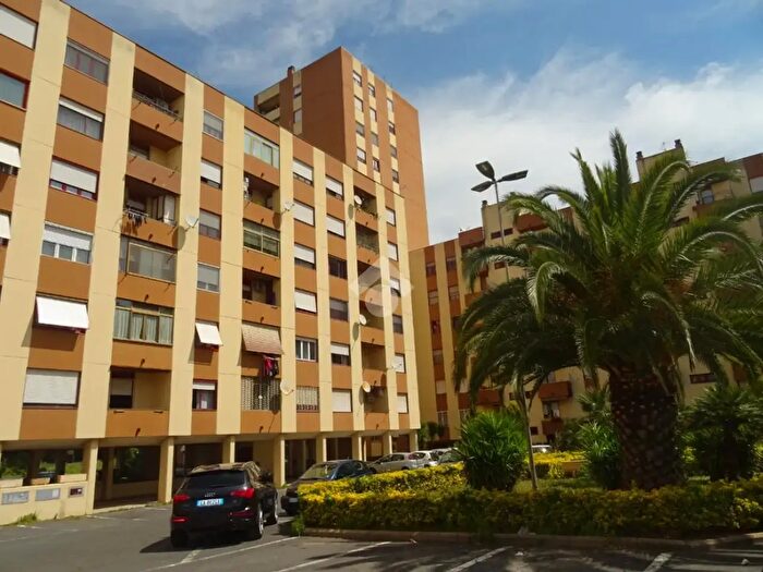 Appartamento trilocale in vendita in Via Singen, Pomezia