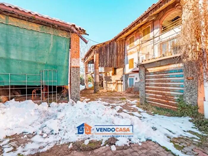 Case in Vendita e in Affitto - 3