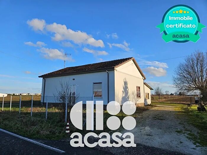 Casa quadrilocale in vendita in Via Campone Sala, Cesenatico