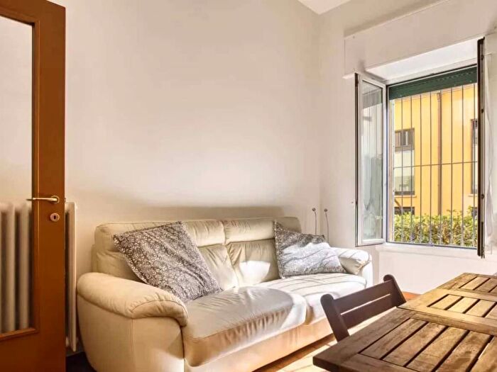 Appartamento bilocale in affitto in Via Paolo Lomazzo, Paolo Sarpi, Milano