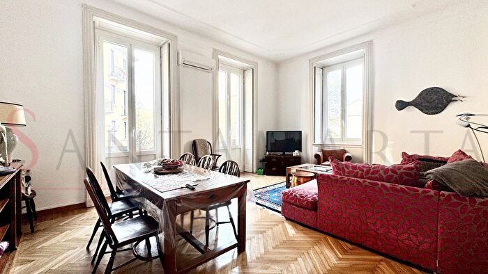 Appartamento quadrilocale in affitto in Via Spartaco, Milano