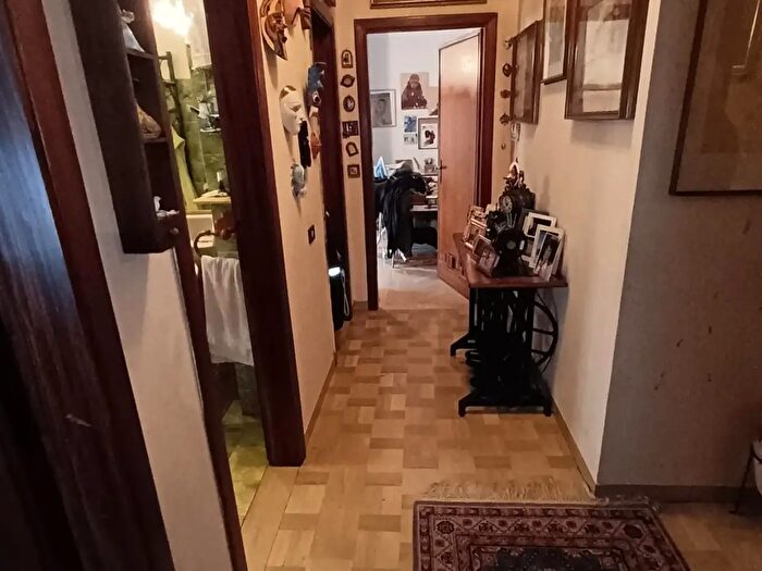 Appartamento con 5 locali in vendita in Empoli