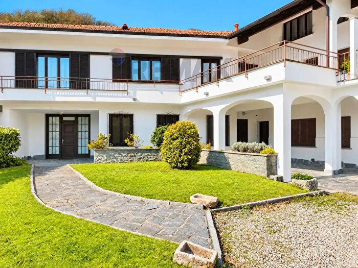 Casa trilocale in vendita in Via San Sebastiuano, Ornavasso
