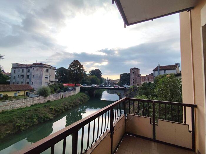 Appartamento quadrilocale in affitto in Piscine San Paolo, Vicenza