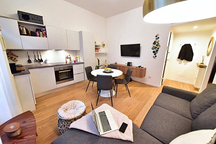 Case in Vendita e in Affitto - 3