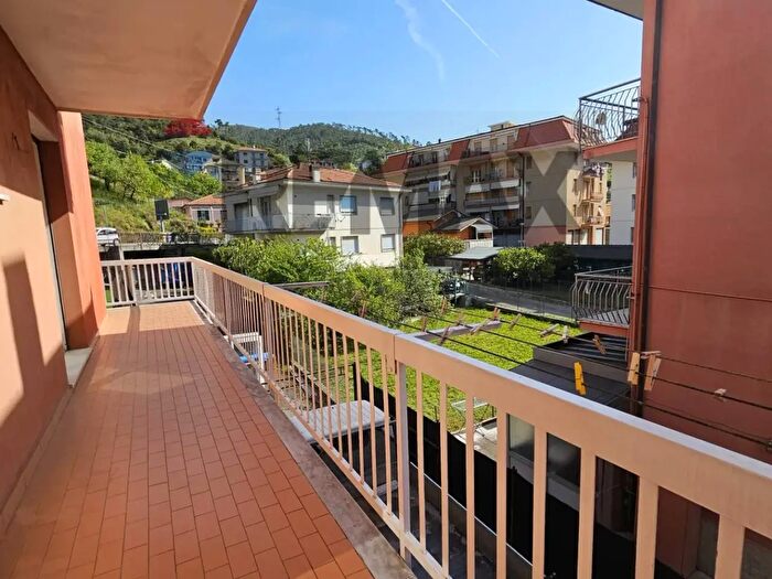 Appartamento quadrilocale in vendita in Via Francolano, Casarza Ligure