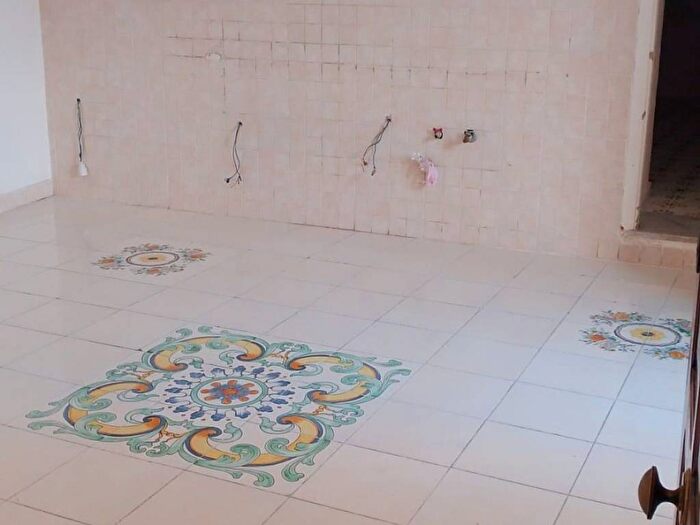 Appartamento bilocale in affitto in Via Vincenzo Palazzo, Centro, Cava de Tirreni