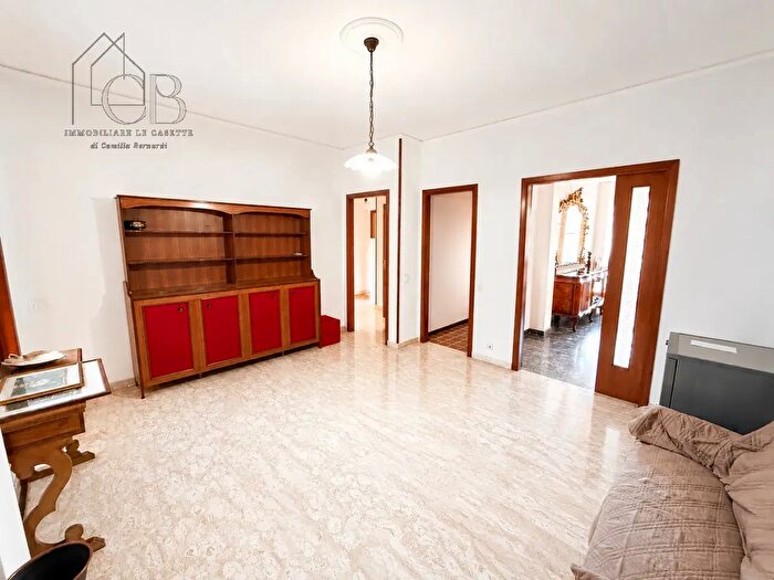 Appartamento quadrilocale in affitto in Via Jacopo Crescini, Padova