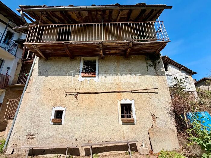 Casa con 7 locali in vendita in Via Freinetto, Coazze