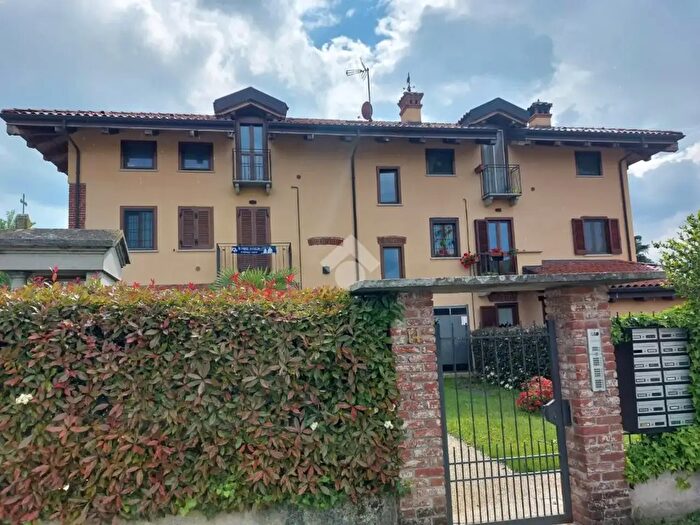 Appartamento bilocale in vendita in Via Ricardesco, Cirie