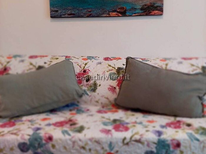 Appartamento trilocale in affitto in Centro, Finale Ligure