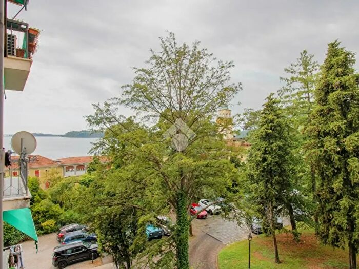 Appartamento bilocale in affitto in Via Roma, Gardone Riviera