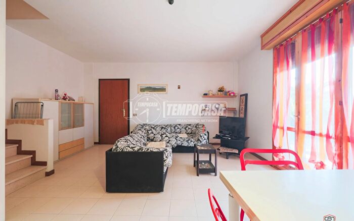 Appartamento trilocale in vendita in Viale Casoli, Riccione