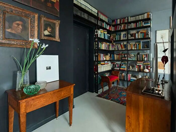 Appartamento trilocale in vendita in Via Marcora, Milano