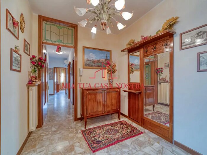 Appartamento quadrilocale in vendita in Via Santo Stefano, Este