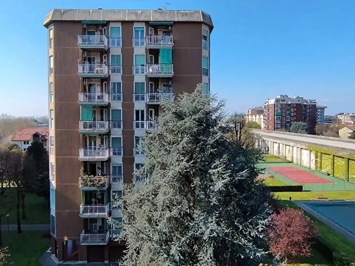 Appartamento trilocale in vendita in Via Giuseppe di Vittorio, San Donato Milanese