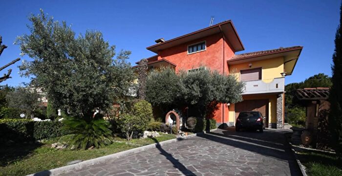 Casa con 7 locali in vendita in Castel Goffredo, Castel Goffredo