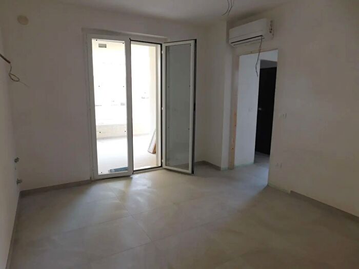 Appartamento trilocale in vendita in Spataro, Tortoreto