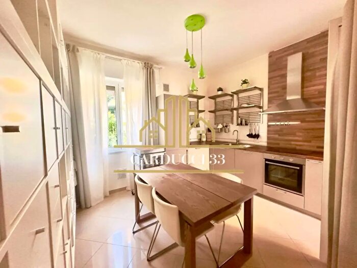 Appartamento trilocale in vendita in Alassio