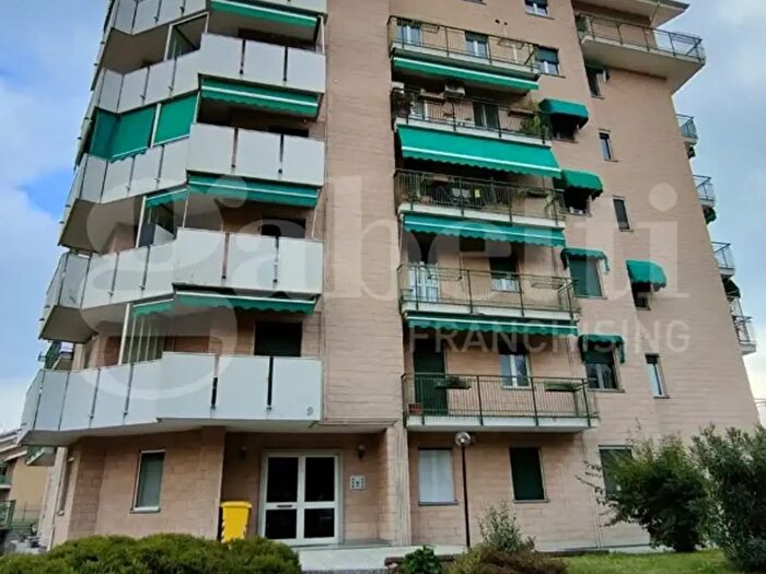 Appartamento quadrilocale in vendita in Strada al Lanificio, Biella
