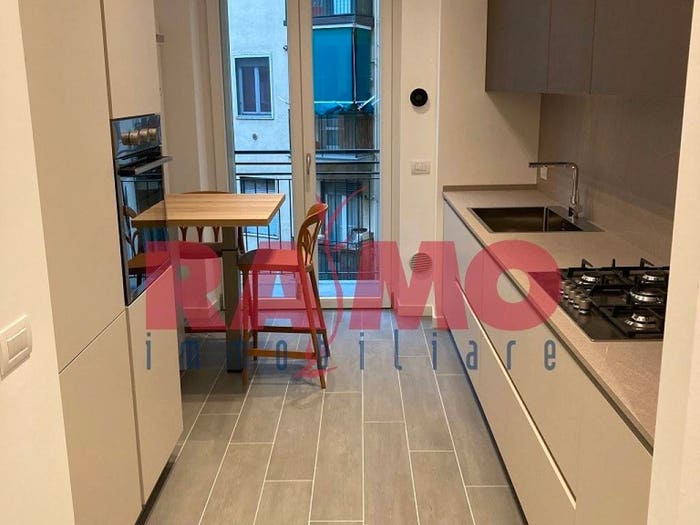 Appartamento trilocale in affitto in Viale Murillo, San Siro, Milano