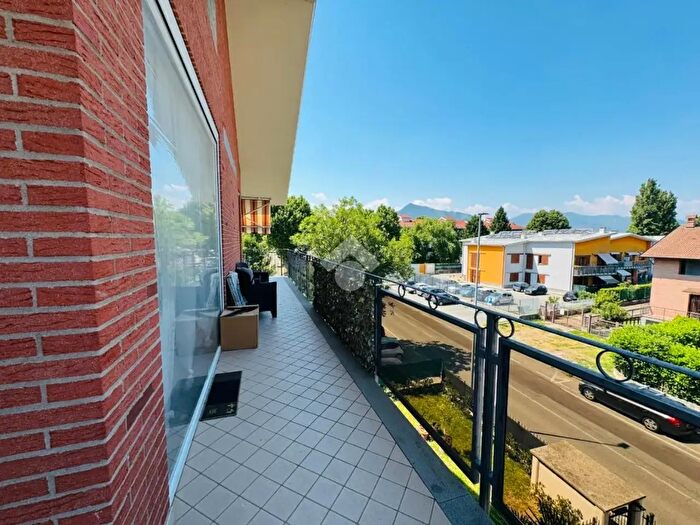 Appartamento trilocale in vendita in Via Pasubio, Rivoli
