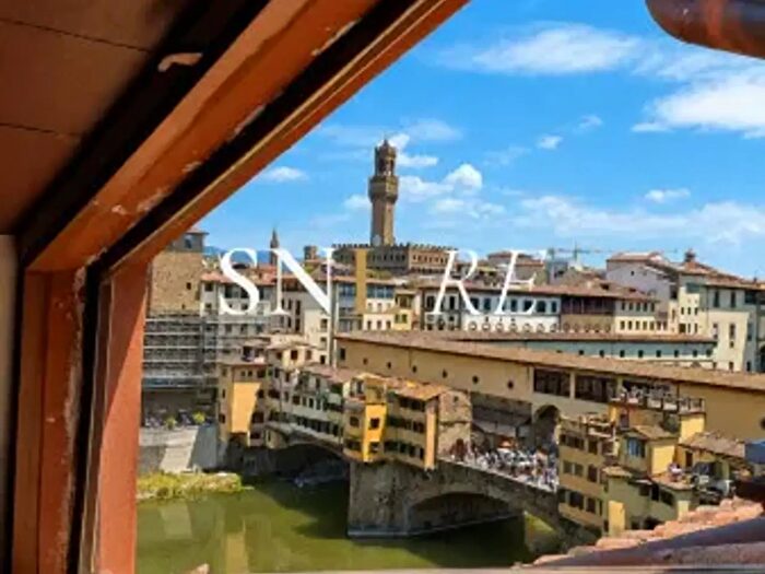 Casa bilocale in vendita in Ponte Vecchio, Firenze