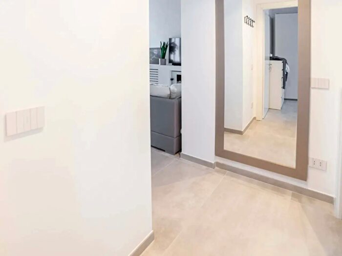 Appartamento monolocale in affitto in Via Ascanio Sforza, Milano