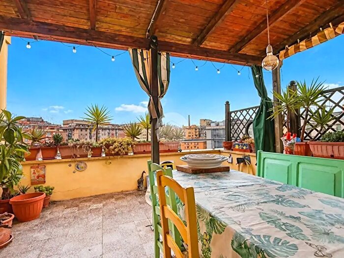 Appartamento trilocale in vendita in Via San Remo, Roma