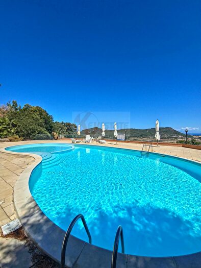 Appartamento trilocale in vendita in Strada Statale di Castelsardo Snc, Castelsardo