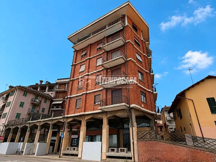 Appartamento trilocale in vendita in Piazza Vittorio Veneto, Fossano