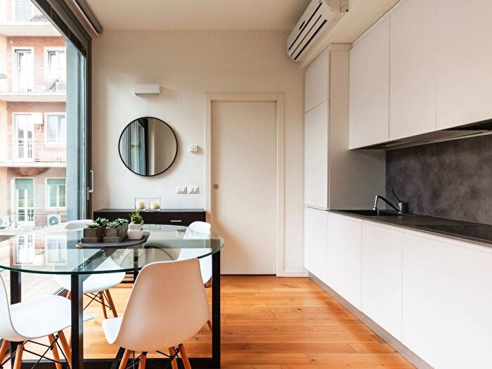 Appartamento bilocale in affitto in Via Monviso, Cenisio, Milano