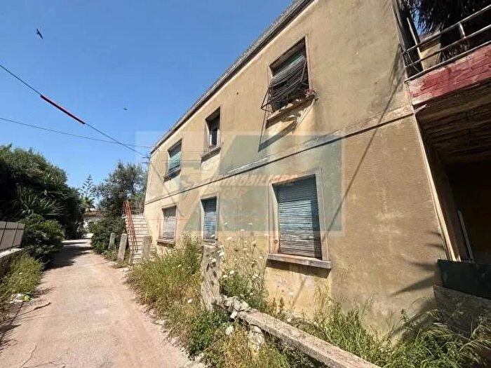 Appartamento trilocale in vendita in Siracusa