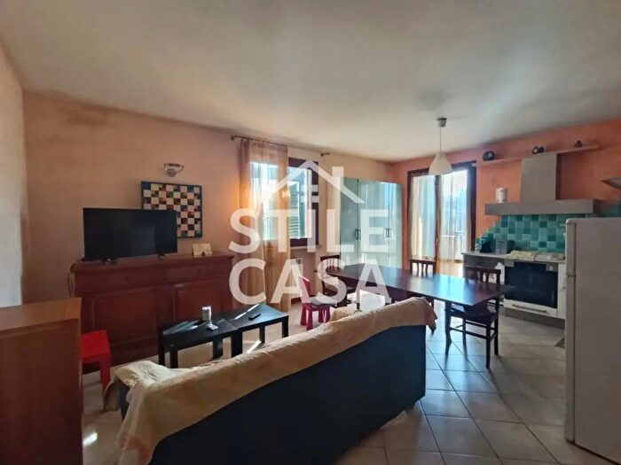 Appartamento trilocale in vendita in Altopascio Lu, Altopascio