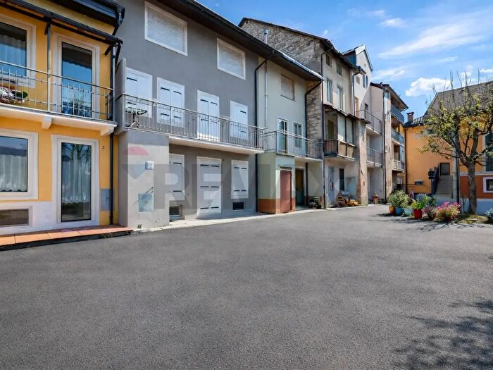 Appartamento con 6 locali in vendita in Vicolo degli Orti, Asiago