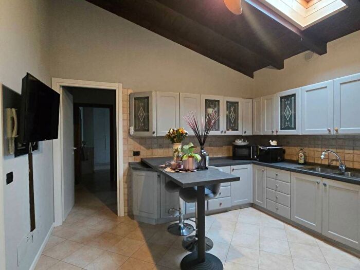 Appartamento bilocale in affitto in Via Larga, Castelfranco Emilia