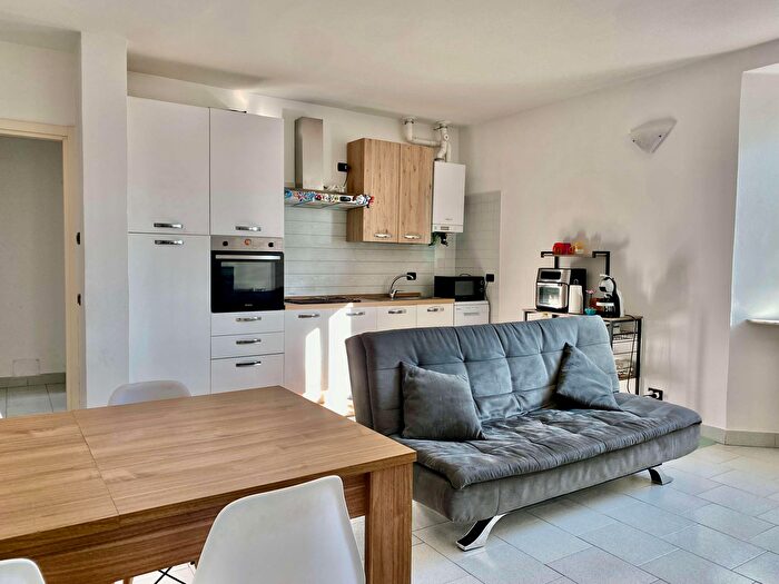 Appartamento trilocale in vendita in Via SantAgnese, Olginate