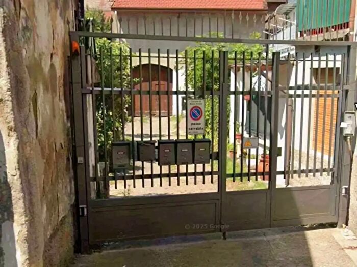 Appartamento quadrilocale in vendita in Via San Carlo Borromeo, Busto Arsizio