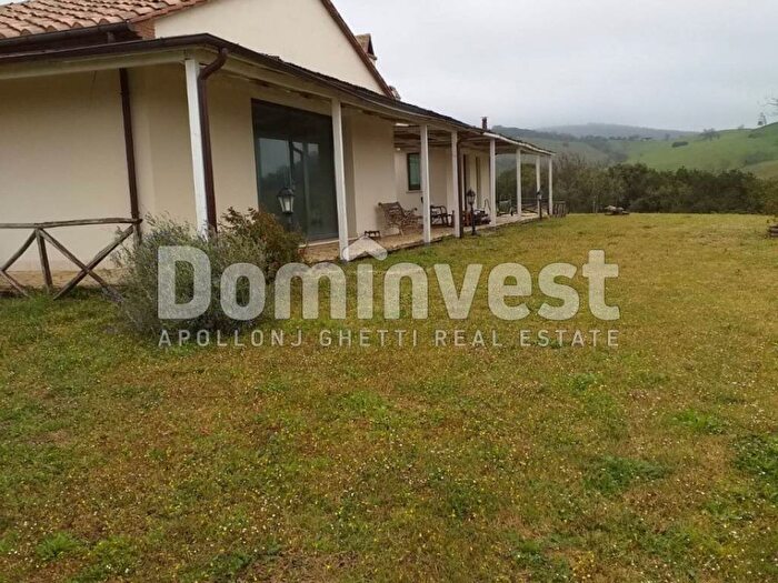 Casa con 6 locali in affitto in vallerana, Capalbio