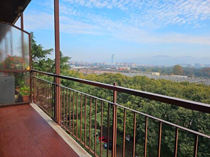 Appartamento bilocale in vendita in Strada delle Cacce, Torino